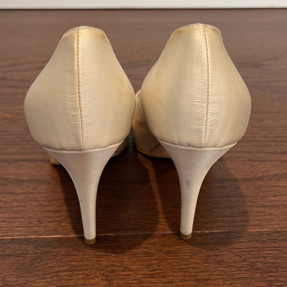 JIMMY Choo Women’s Cream Satin Peep Toe Pumps Size 41 / 11