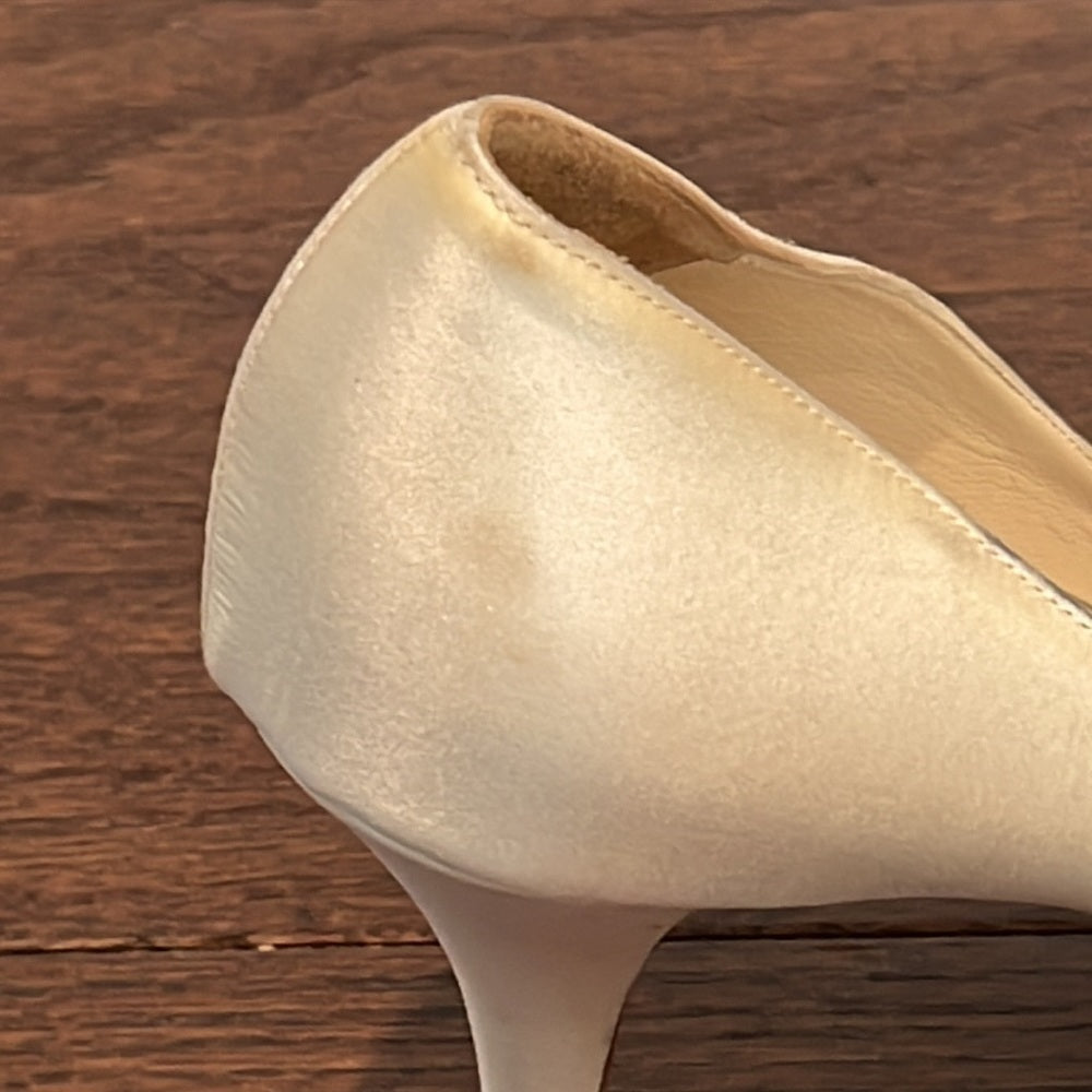 JIMMY Choo Women’s Cream Satin Peep Toe Pumps Size 41 / 11