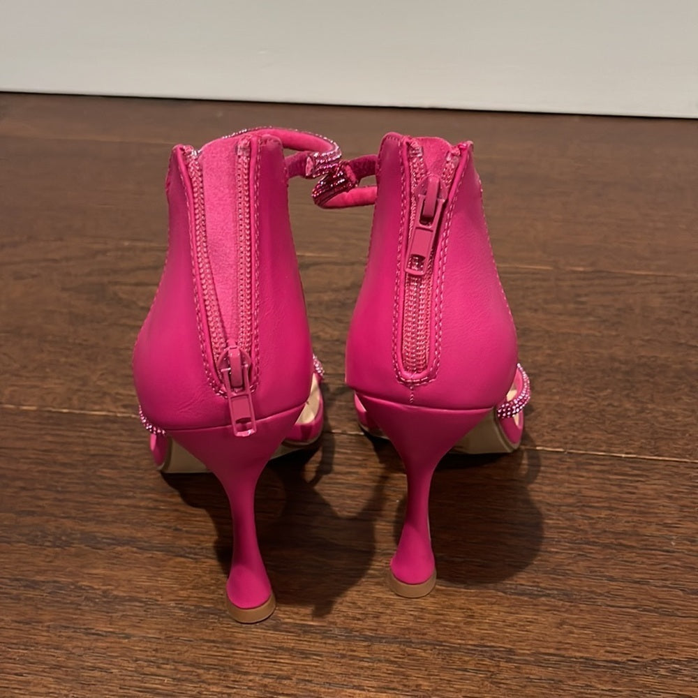 Soda Women’s Pink Sandals Size 8