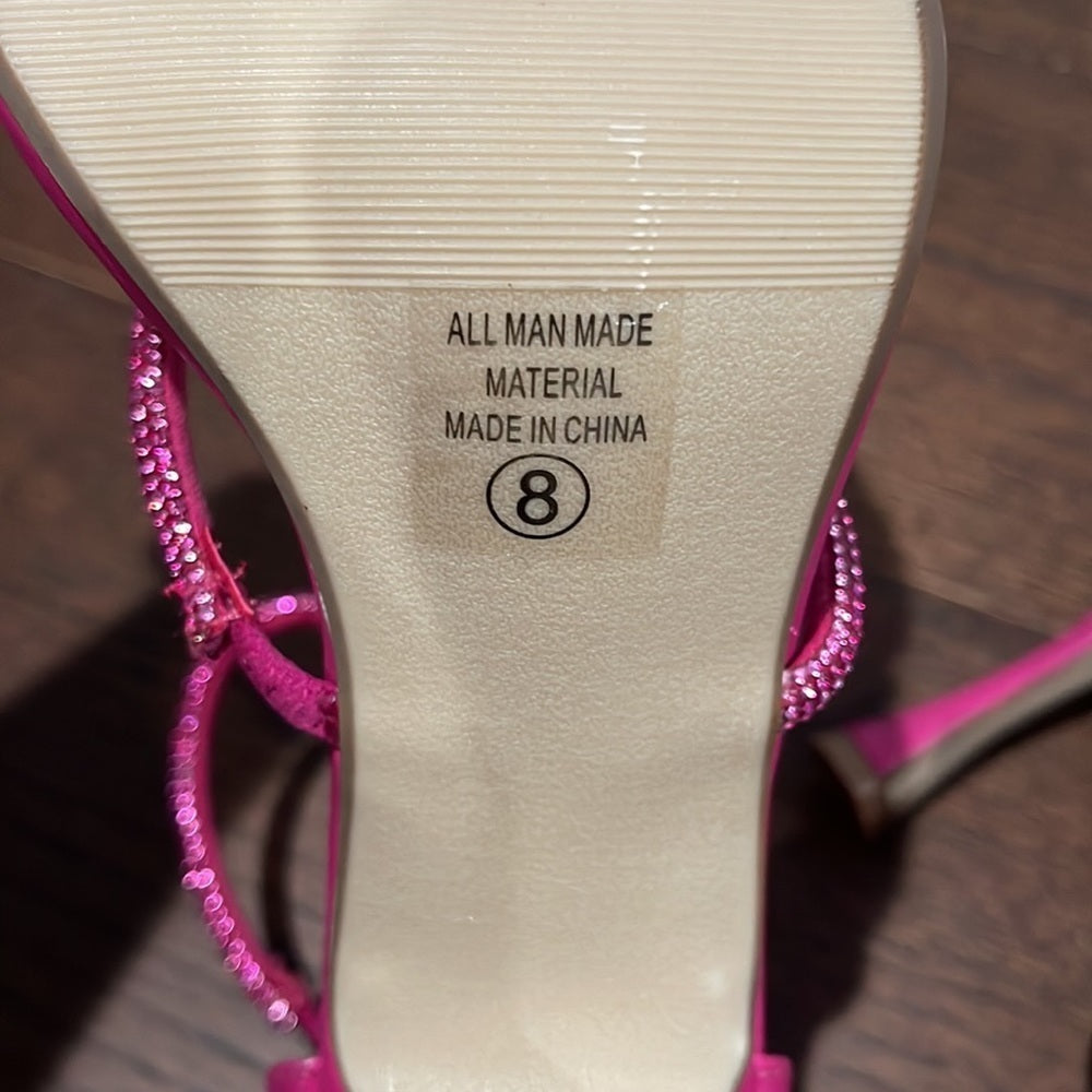 Soda Women’s Pink Sandals Size 8