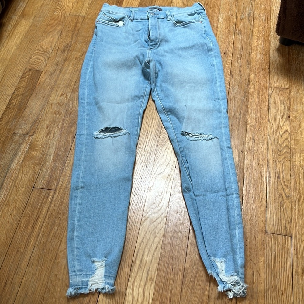 Dl1961 Women’s Blue Ripped Skinny Jeans Size 29