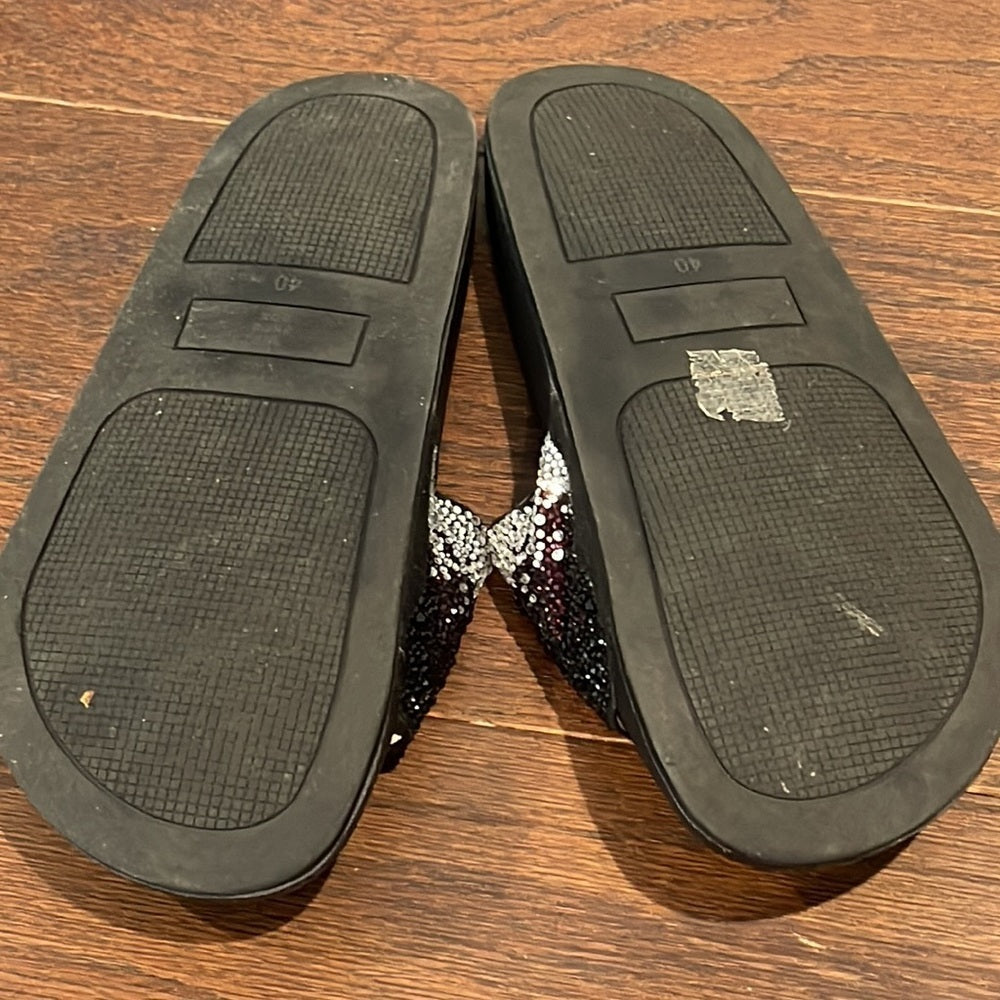 The Shoe Box Women’s Crystal Slides Size 40/10