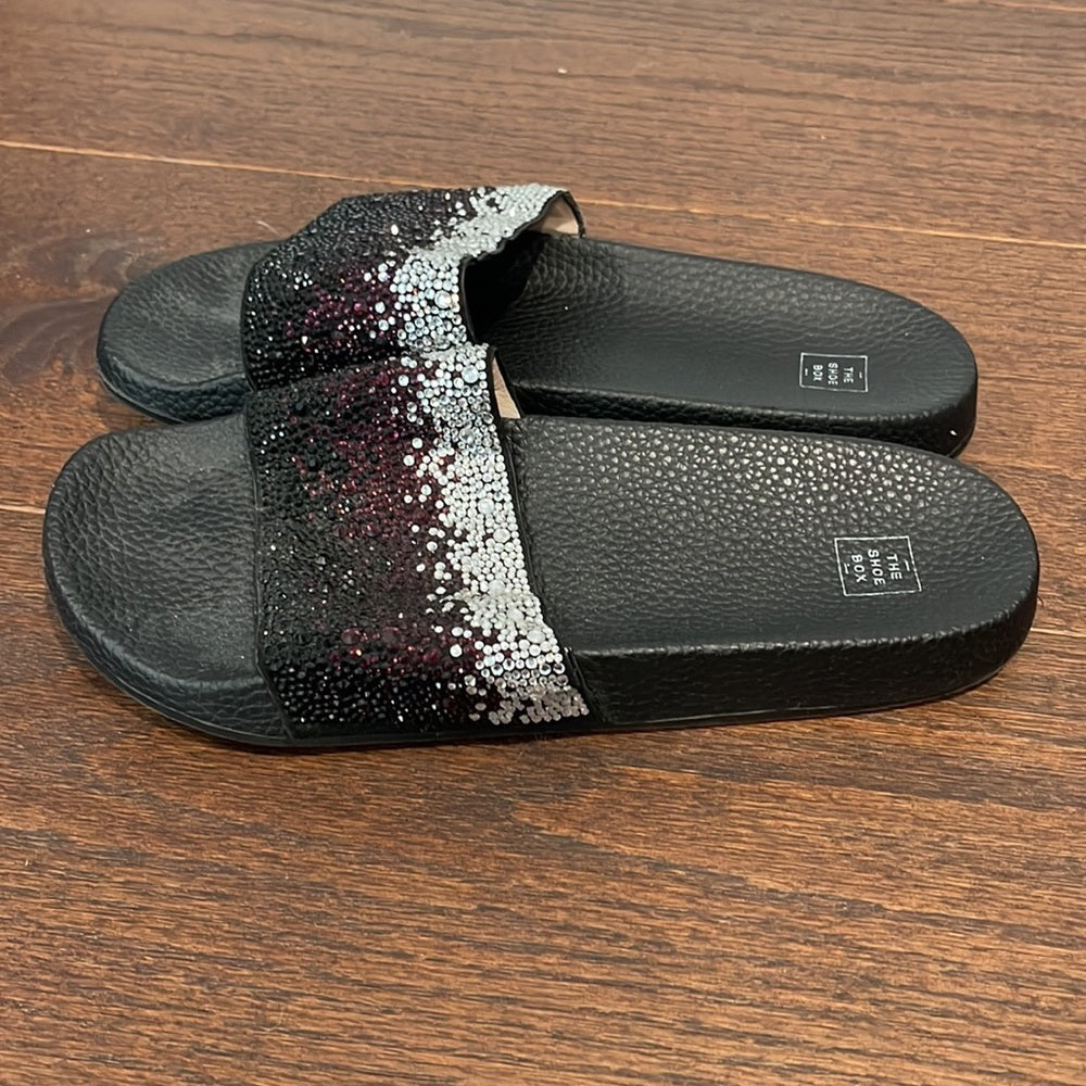 The Shoe Box Women’s Crystal Slides Size 40/10