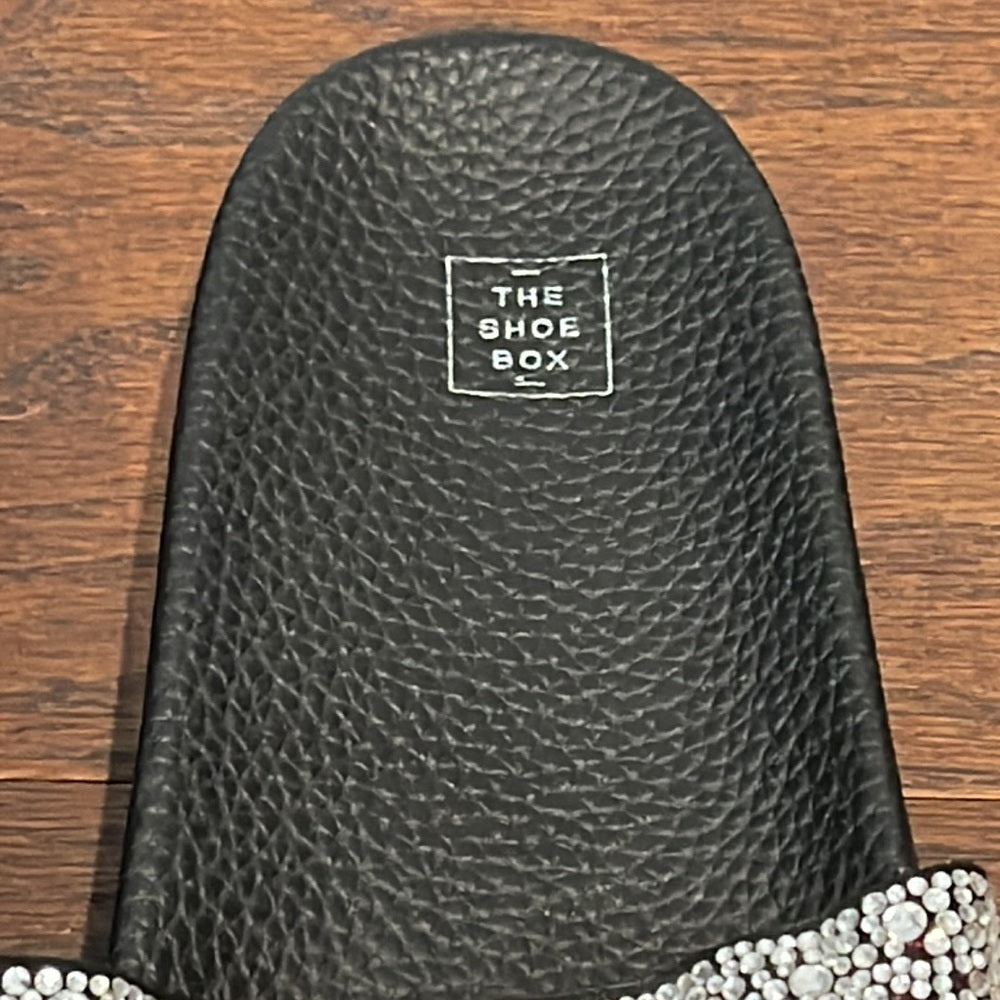 The Shoe Box Women’s Crystal Slides Size 40/10