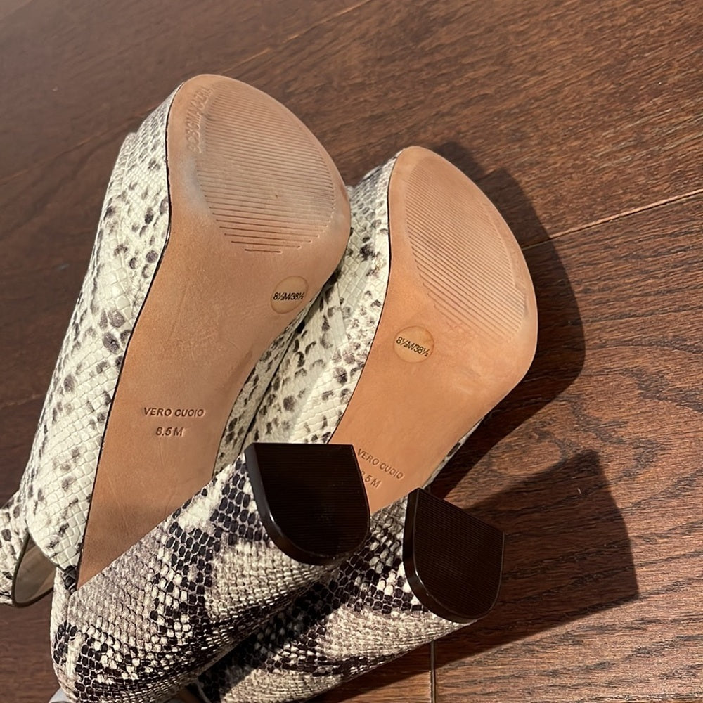 Bcbg MaxAzria Women’s Snakeskin Peep Toe Platform Sandals Size 8.5