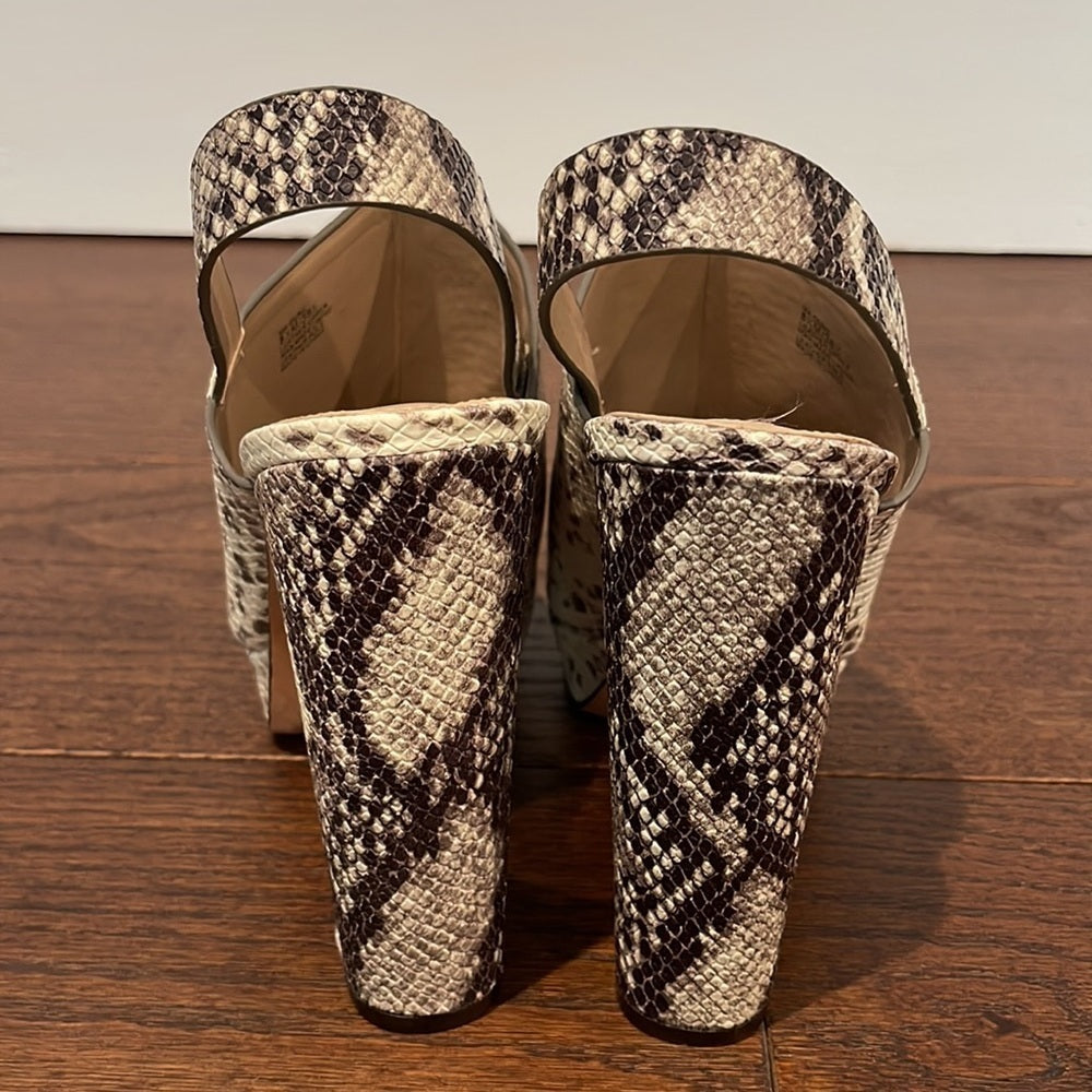 Bcbg MaxAzria Women’s Snakeskin Peep Toe Platform Sandals Size 8.5