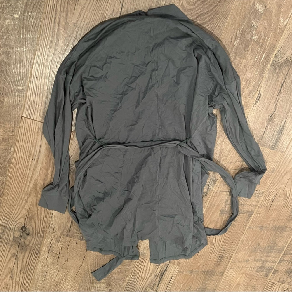 NWT Cuyana Woman’s Gray Robe Size Small-Medium