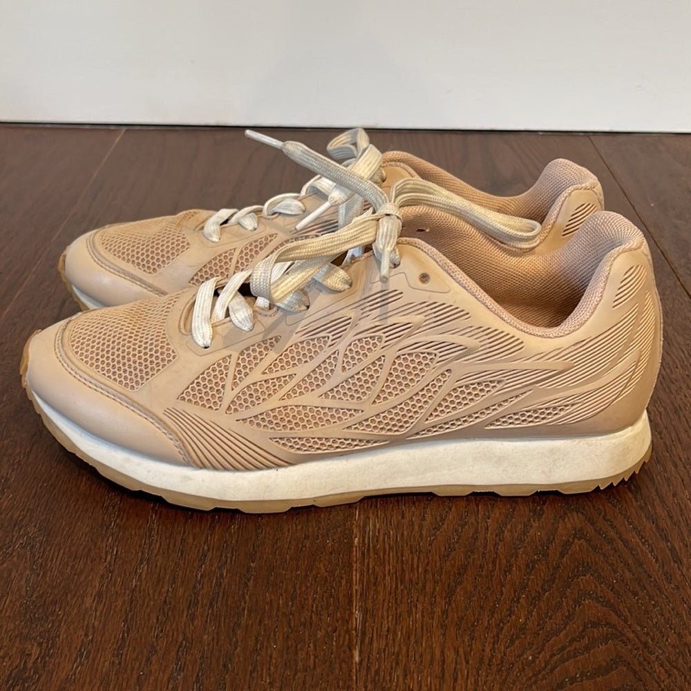 Zara Women’s Nude Sneakers Size 39/9