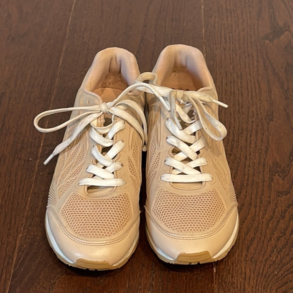 Zara Women’s Nude Sneakers Size 39/9