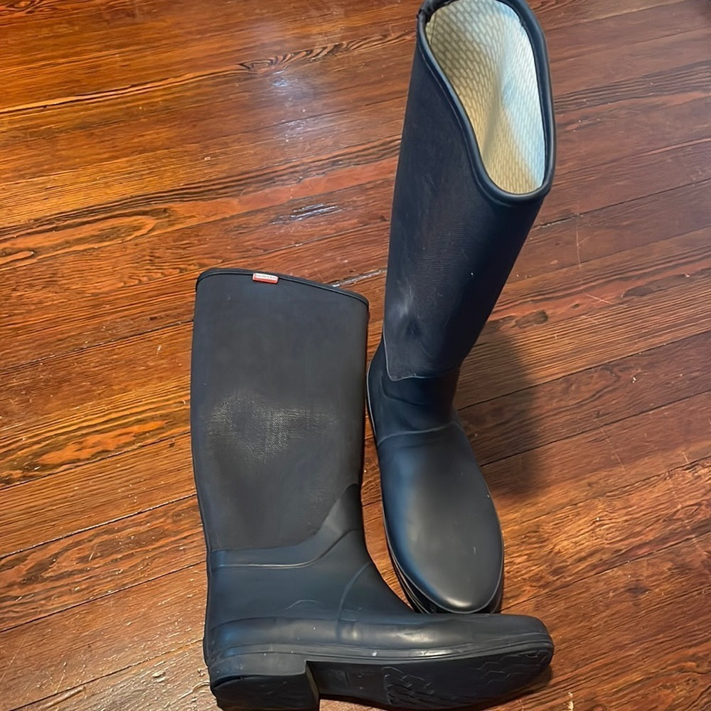 Hunter Women’s Black Tall Boots Size 10