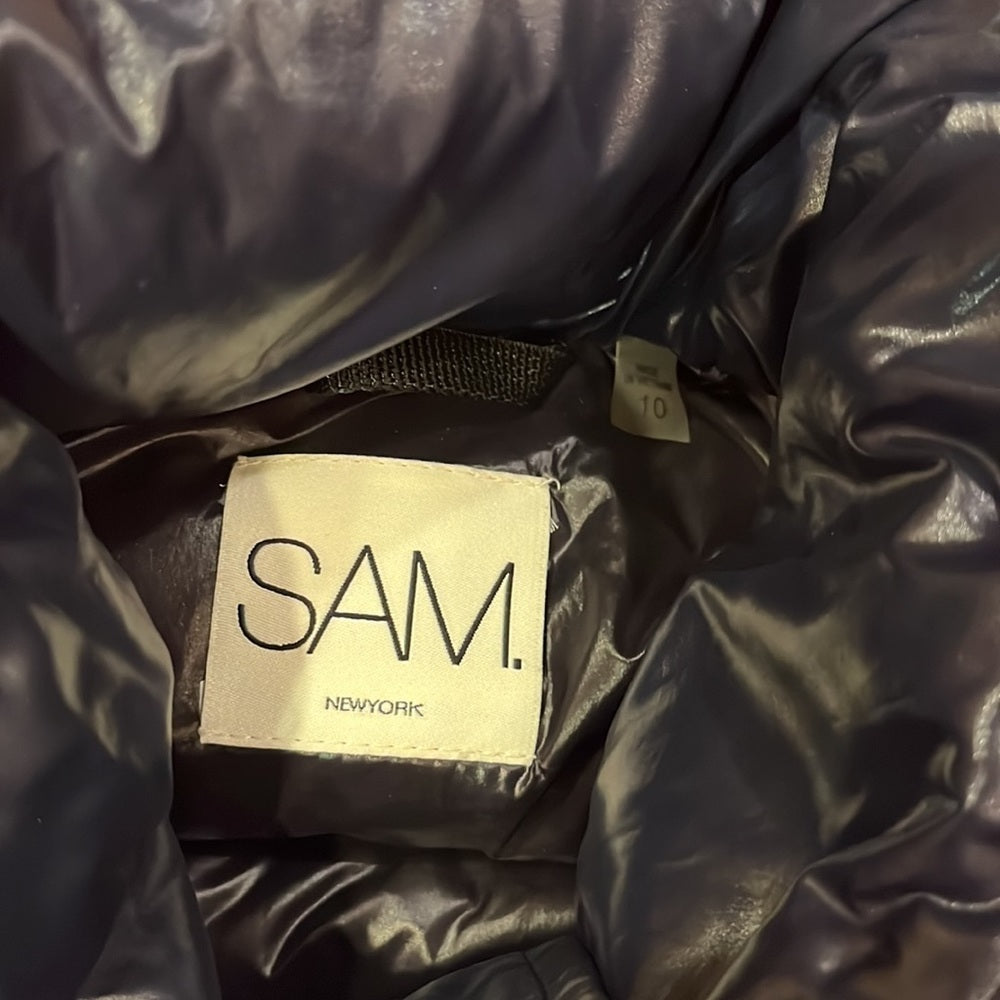 SAM. Girls Navy Puffer Vest Size 10