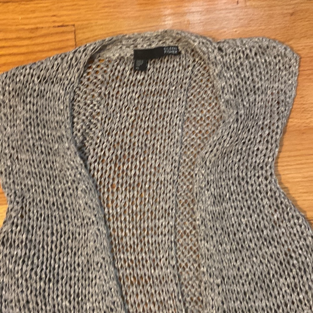 Women’s Eileen Fisher vest. Grey. Size XL