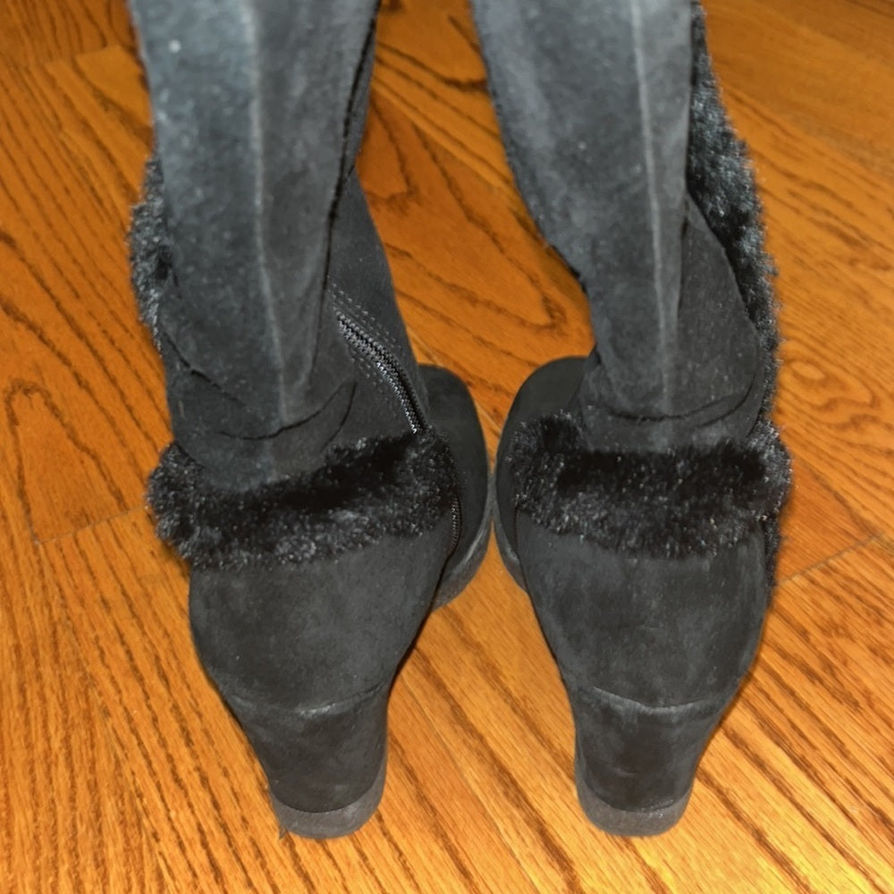 Aquatalia Woman’s Black Faux Fur High Boots Size 6