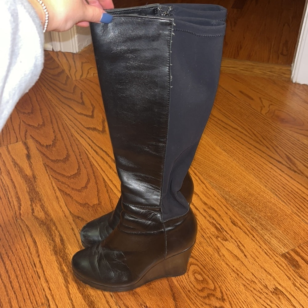 Jildor Woman’s Black High Boots Size 6M
