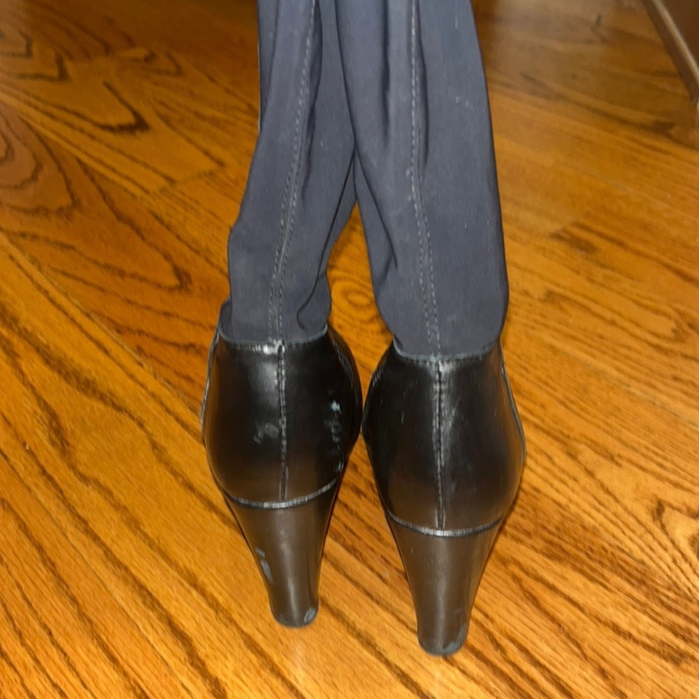 Jildor Woman’s Black High Boots Size 6M