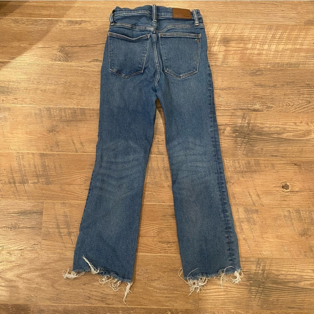 Madewell Women’s Jeans with Ripped Ankle Size 27