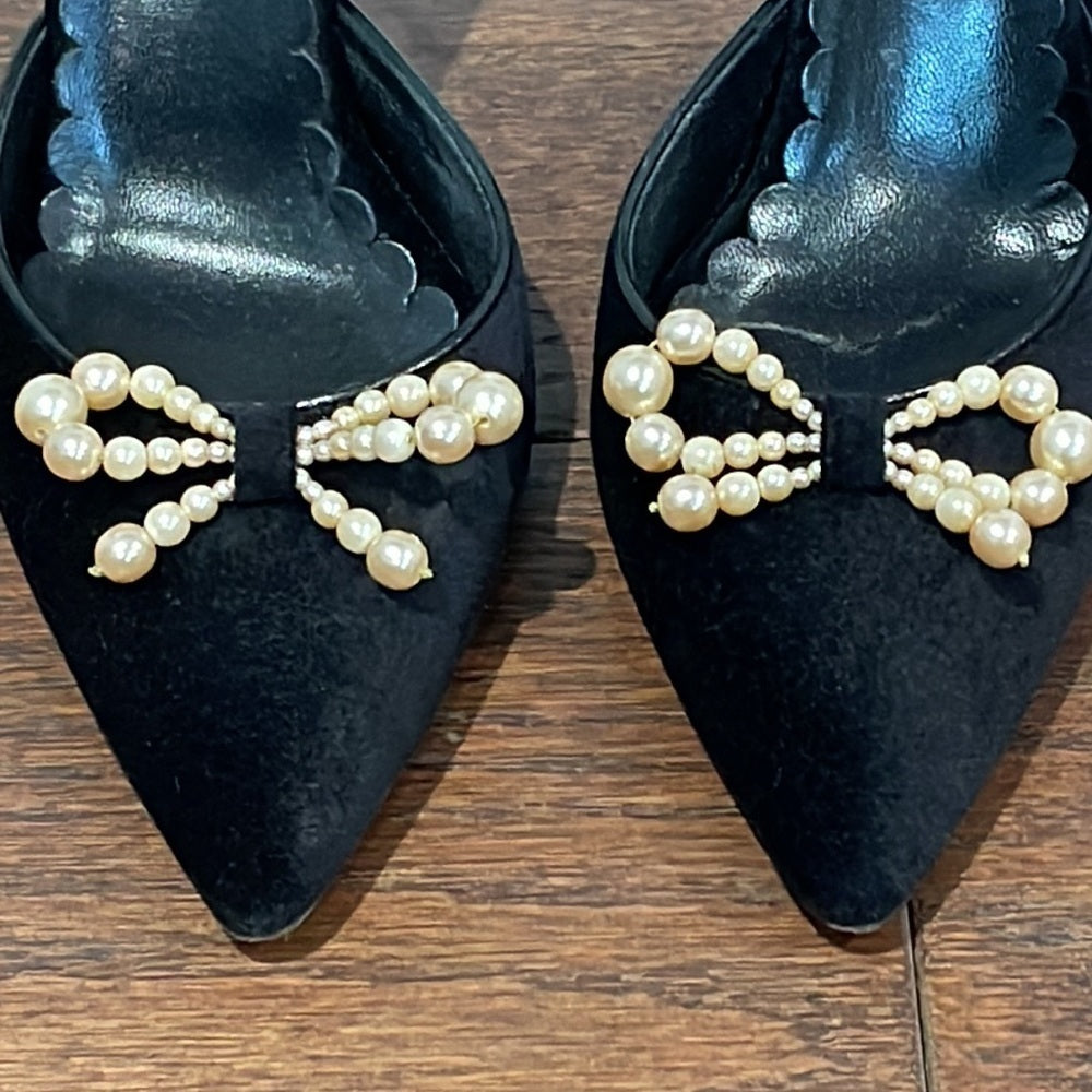 Moschino Women’s Black Suede And Pearl Heels Size 39/9