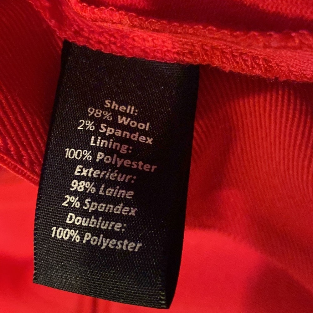 Elizabeth and James Red Women’s Blazer Size 8