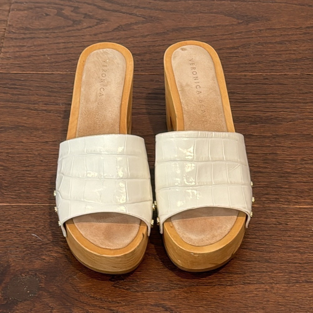 Veronica Beard Hannalee Clog in White Size 6