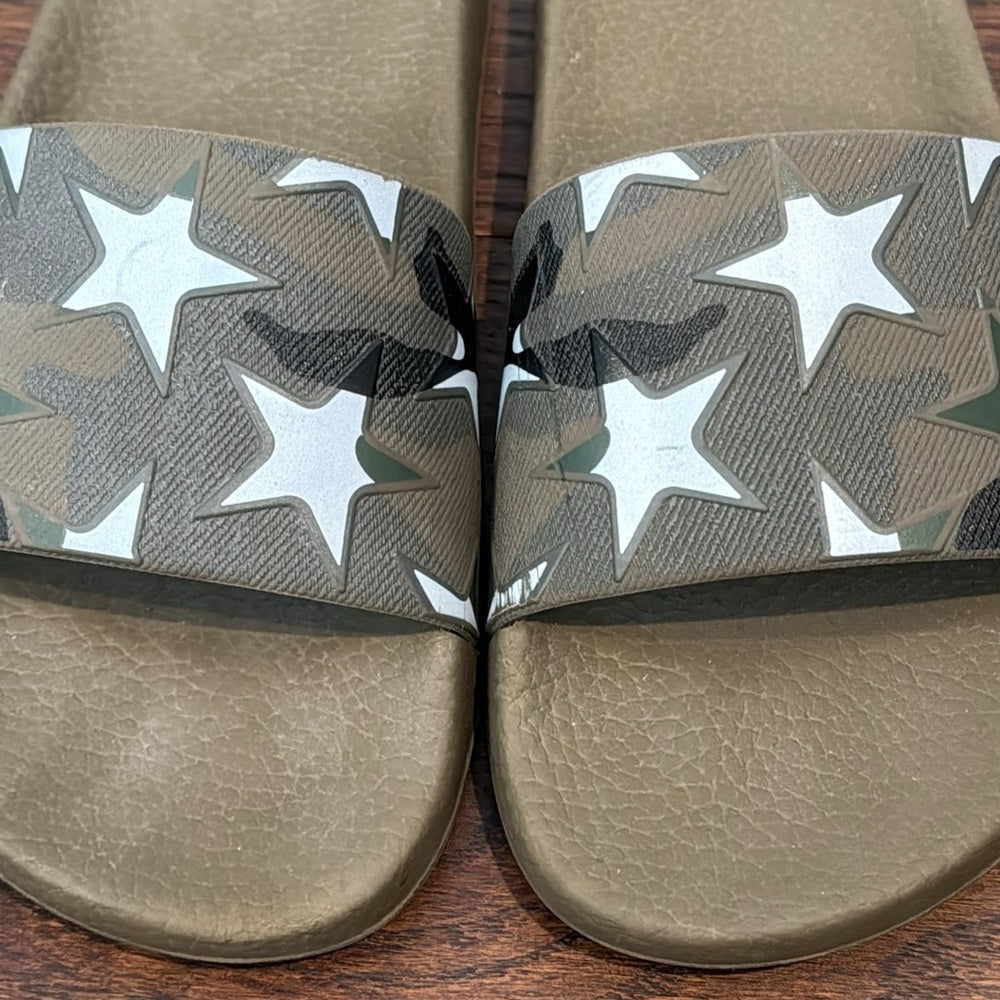 Valentino Women’s Green Camo Pool Slides Size 36/6