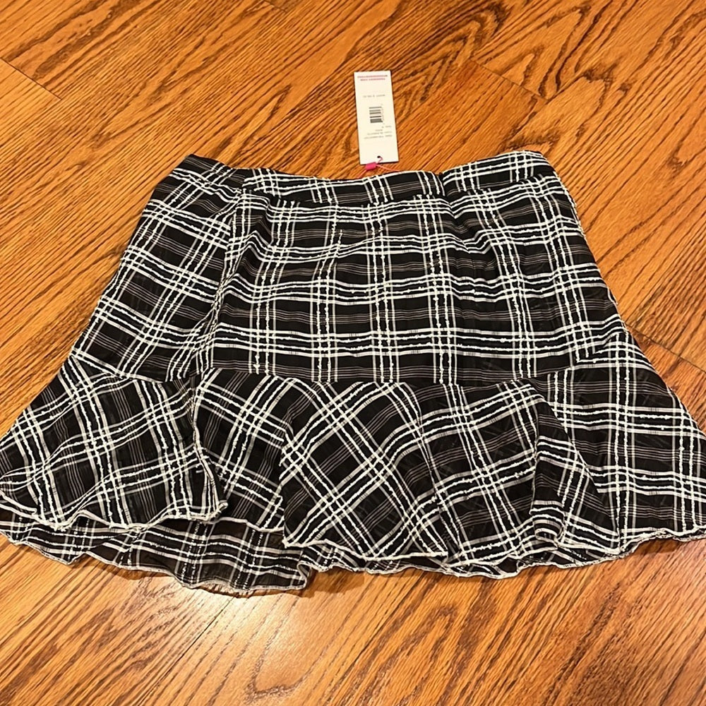 NWT Parker Woman’s Black and White Skirt Size 6