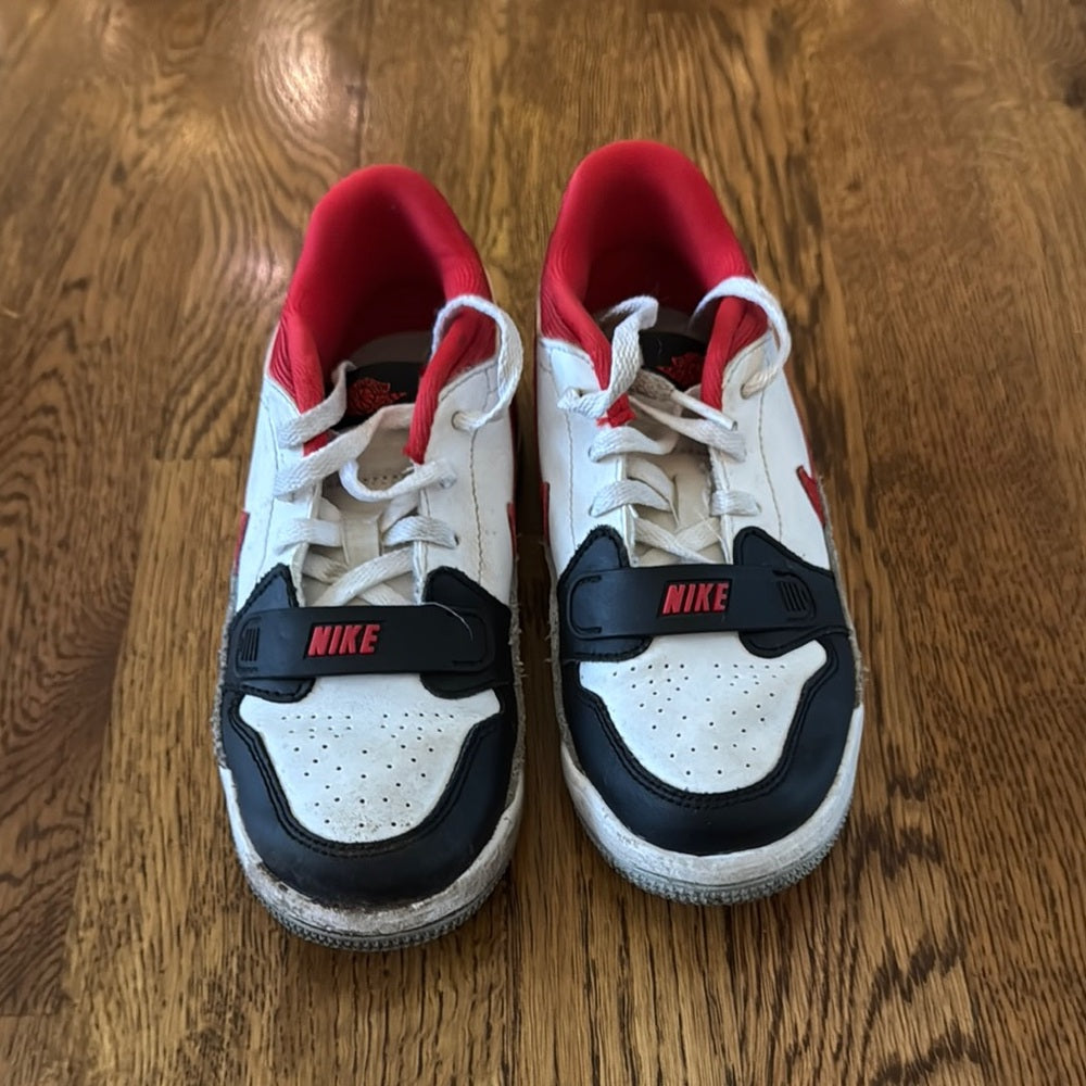 Nike Kids Shoes - White, Black, and Red Size 13C