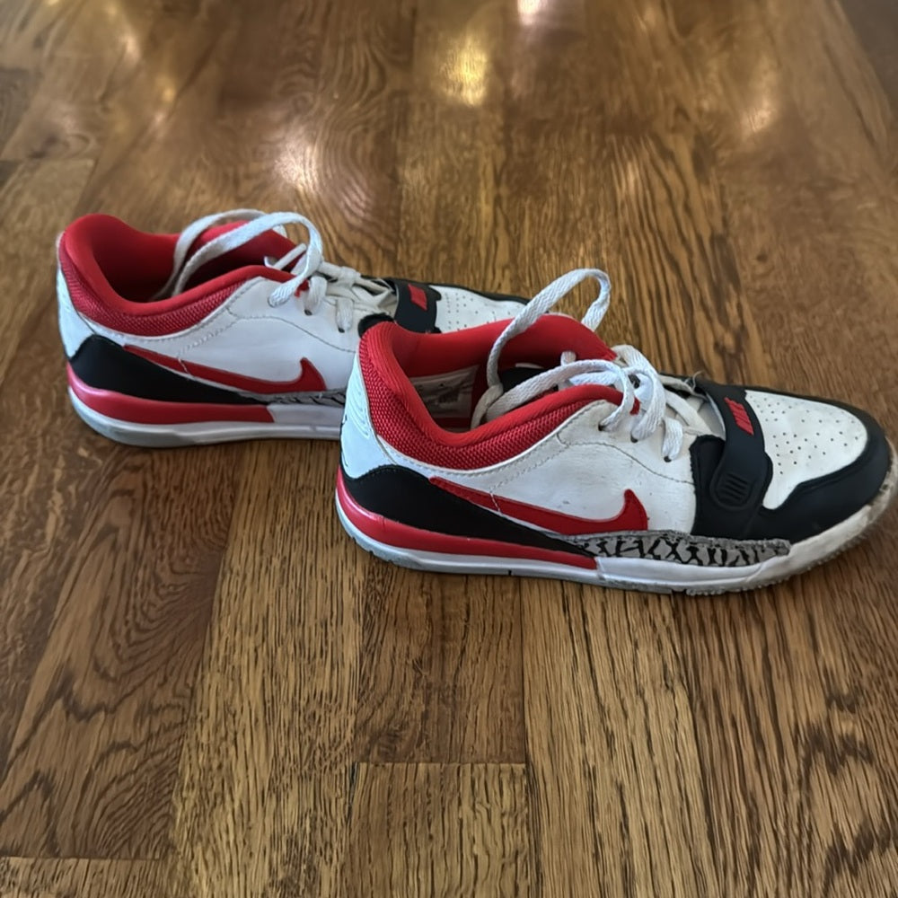 Nike Kids Shoes - White, Black, and Red Size 13C