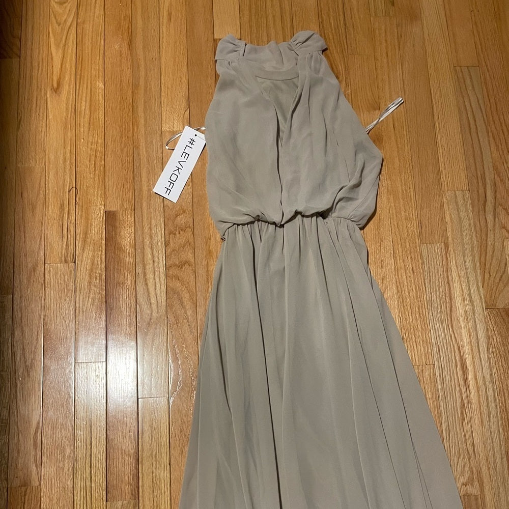 NWT Levkoff Grey Sleeveless Dress Size 6