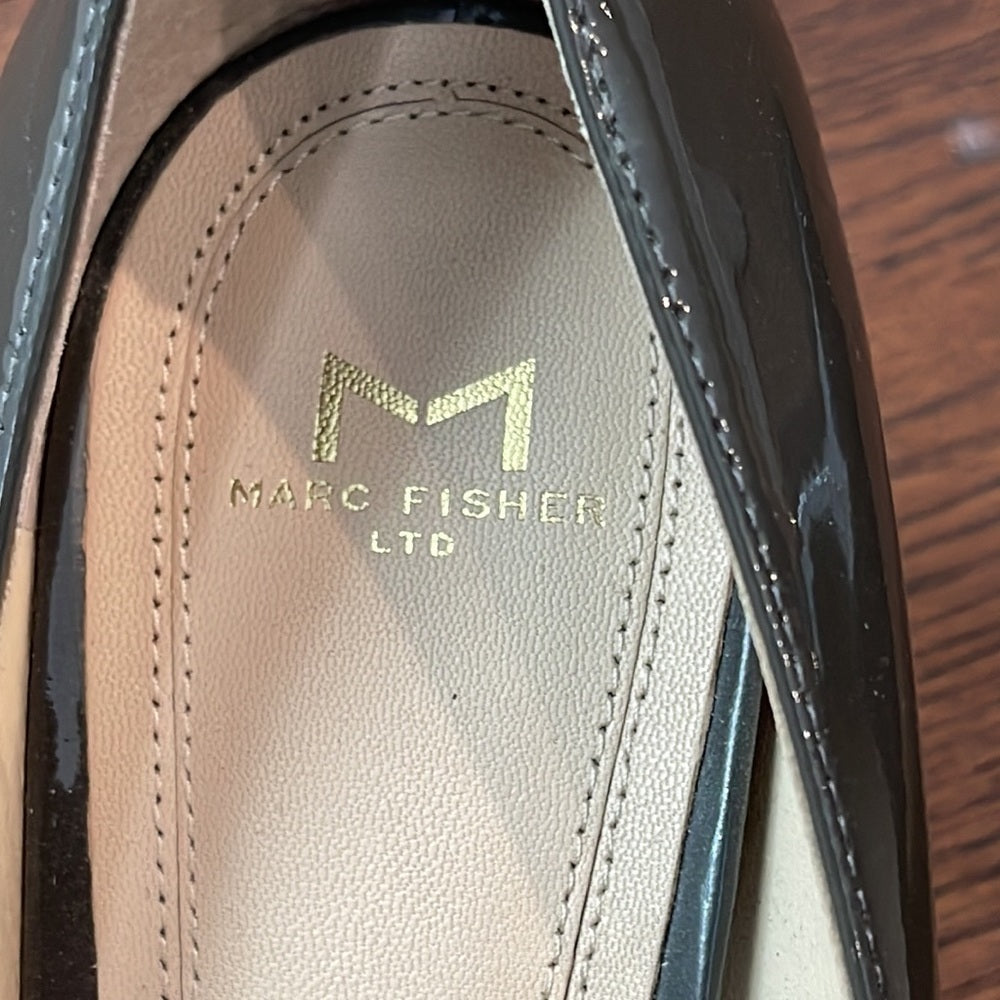 MARC Fisher Grey Patent Leather Pumps Size 8.5