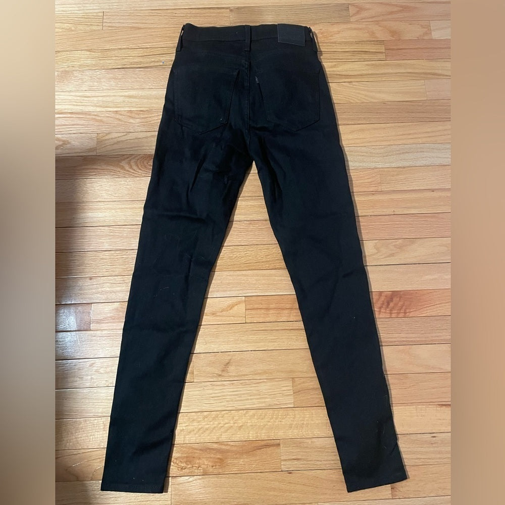Levi’s Black Skinny Jeans Size 28