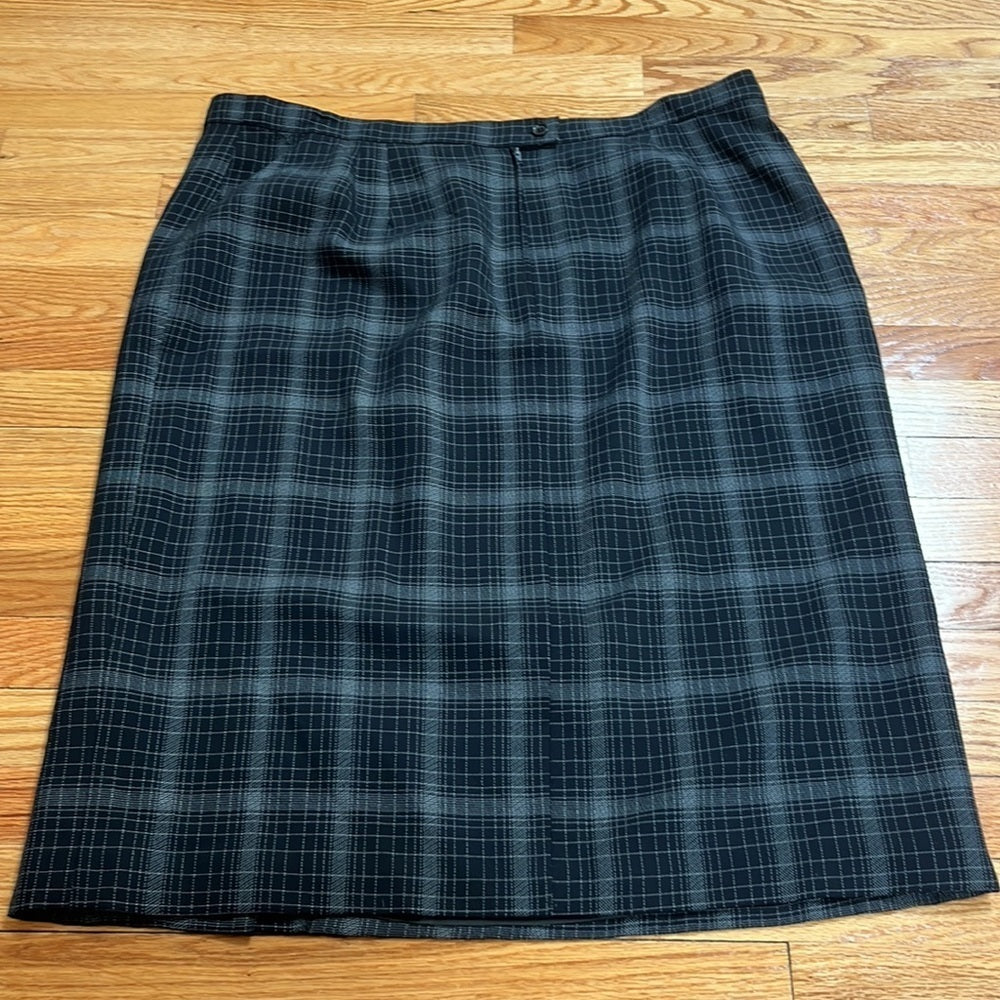Plaid Marina Rinaldi Skirt Size 31