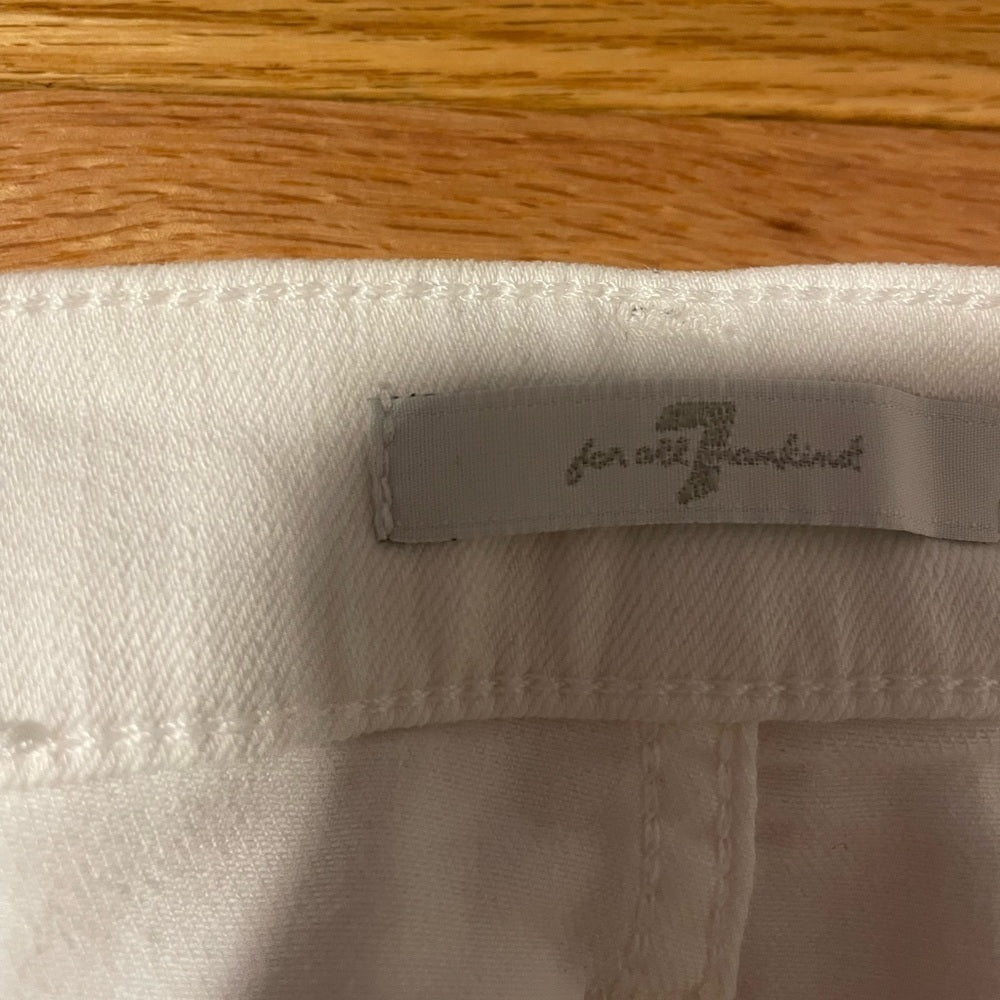 7 For All Mankind White Jeans With Glitter Stripe Size 29