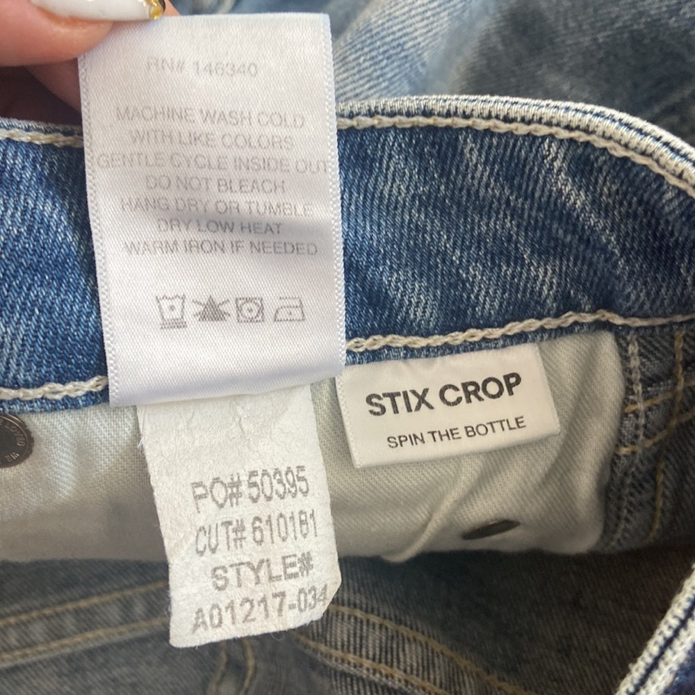 Women’s AMO jeans. Blue. Size 25
