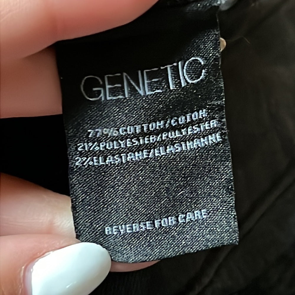 Women’s Genetic Gray Jeans Size 28