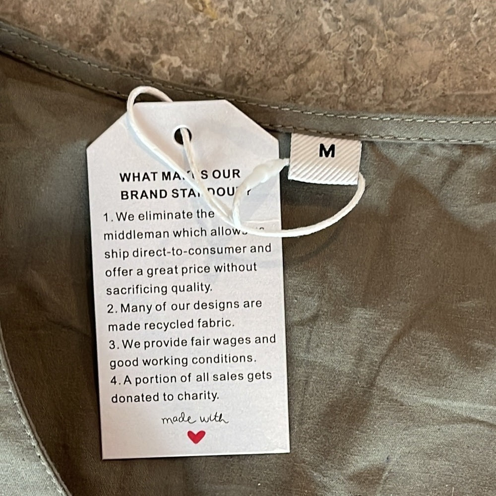 NWT The Way to My Heart IndieFit Green Women’s Dress Size Medium