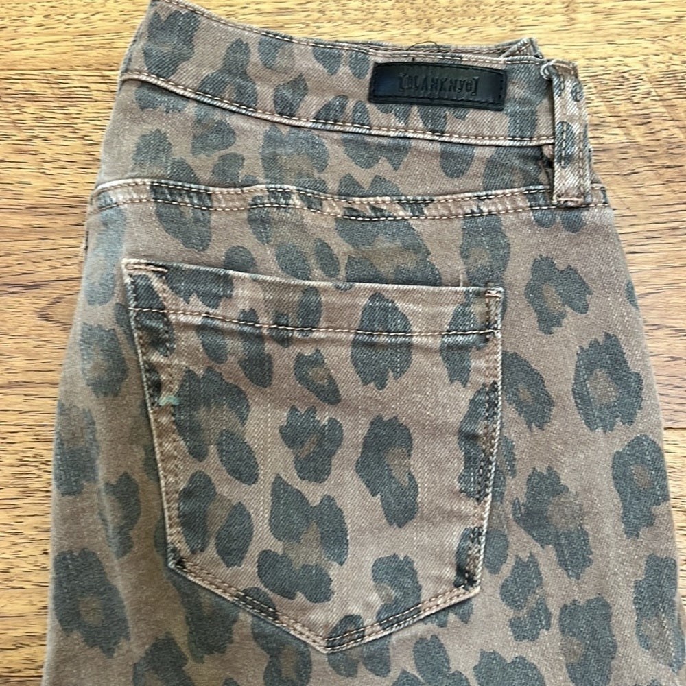 Blank NYC Women’s Brown Cheetah Print Jeans Size 24