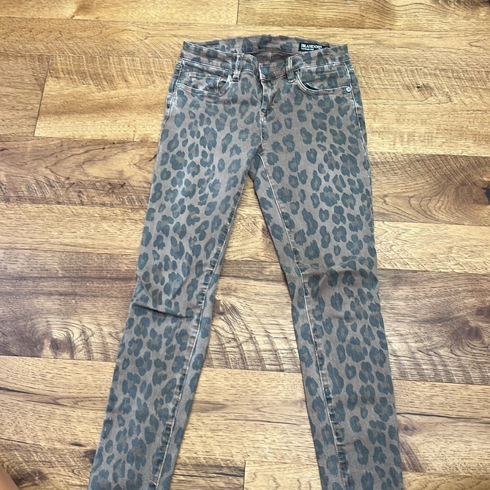 Blank NYC Women’s Brown Cheetah Print Jeans Size 24
