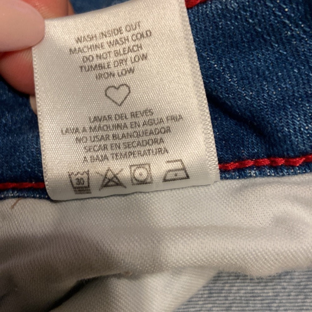 NWT Juniors Cello jeans. Blue. Size 5