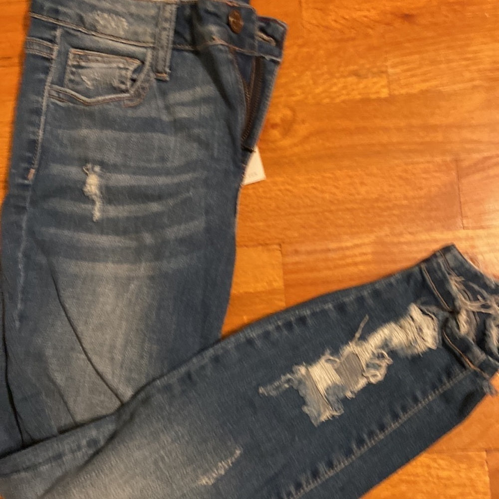 NWT Juniors Cello jeans. Blue. Size 5