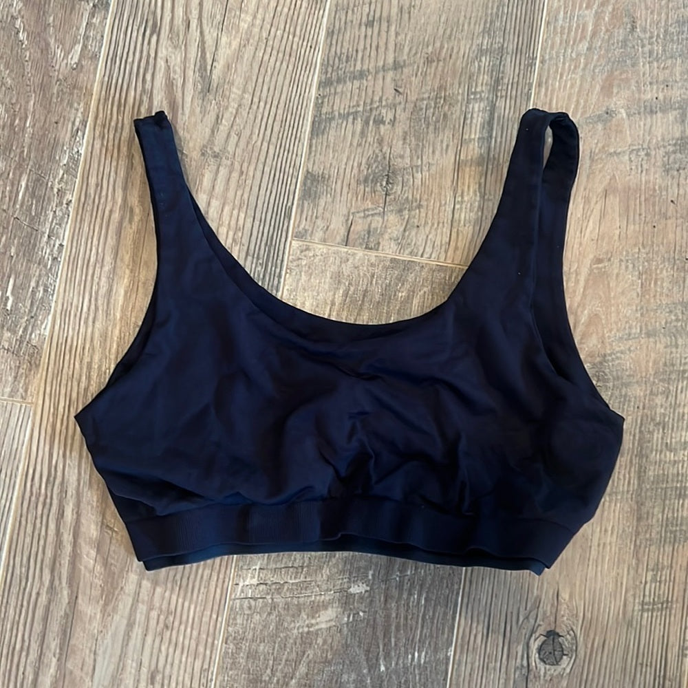 OUTDOOR Voices Woman’s Black Sports Bra Size Large