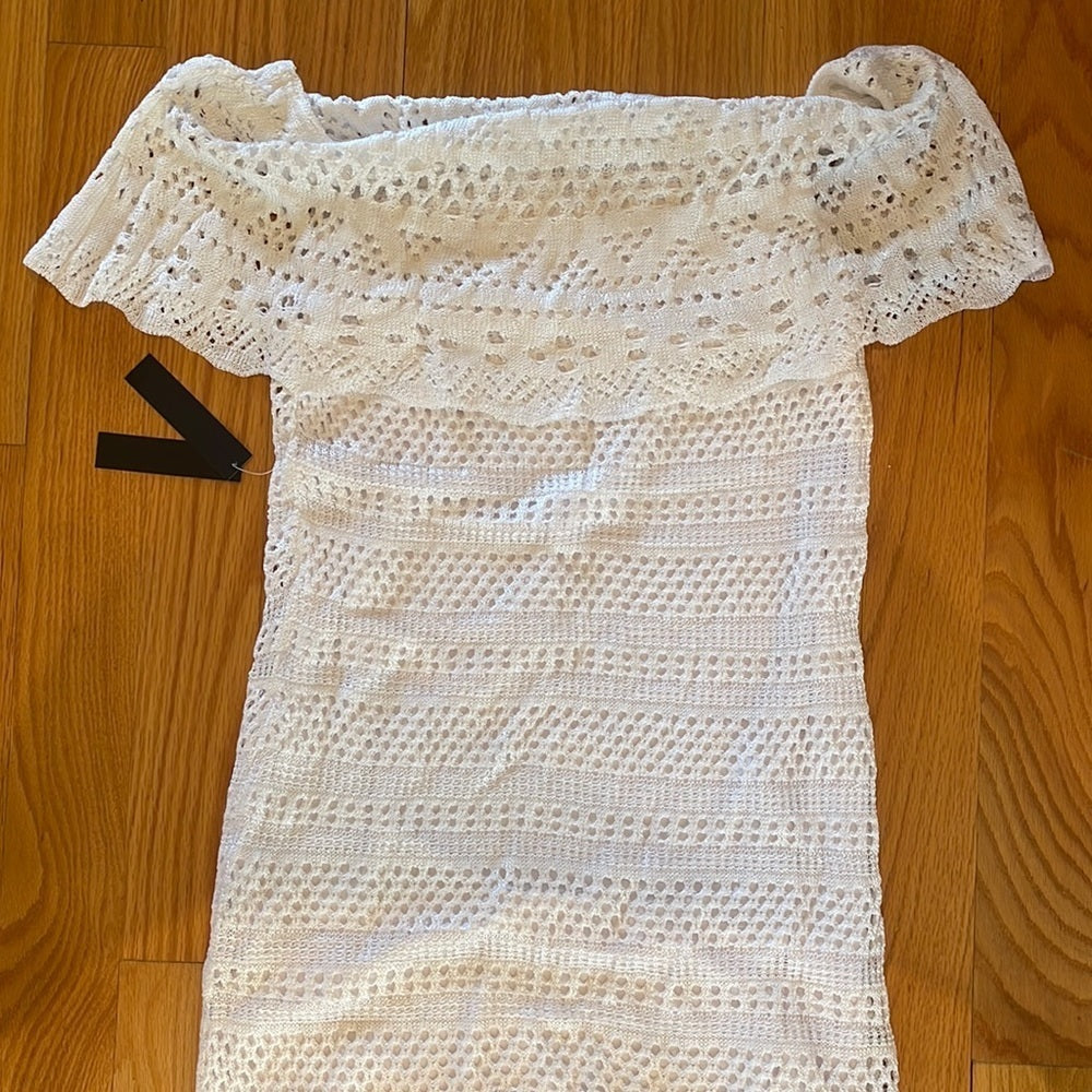 NWT Venus Women’s White Off the Shoulder Dress Size XL