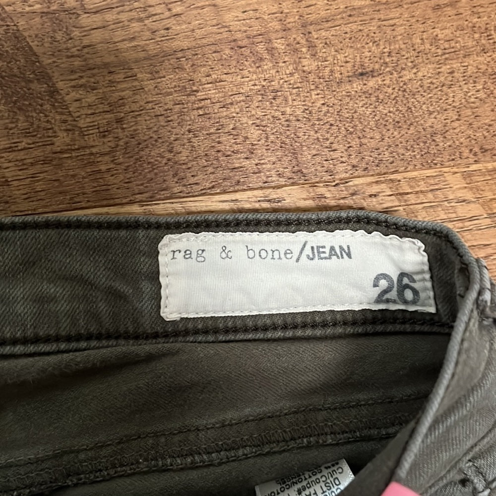 Rag & Bone Women’s Army Green Skinny Jeans Size 26