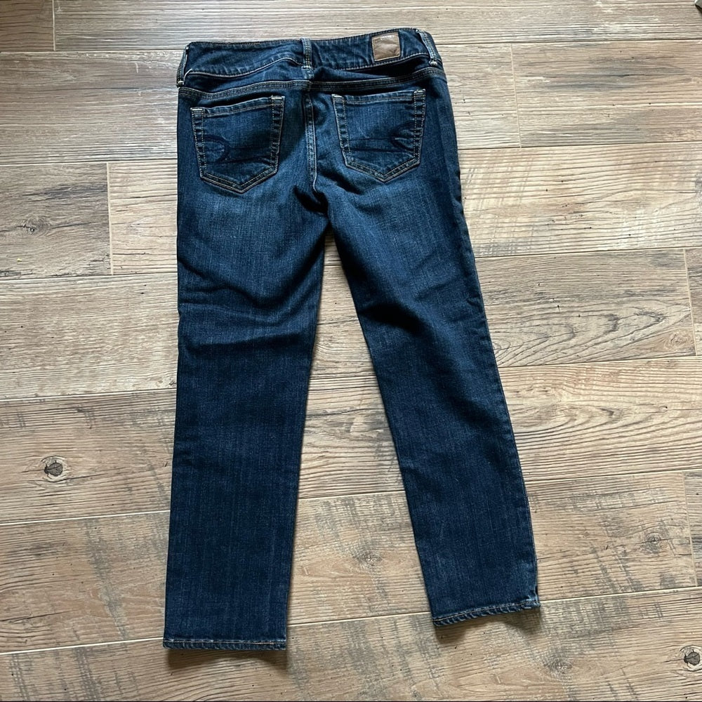American Eagle Outfitter’s Women’s Stretch Jeans Size 2 Regular