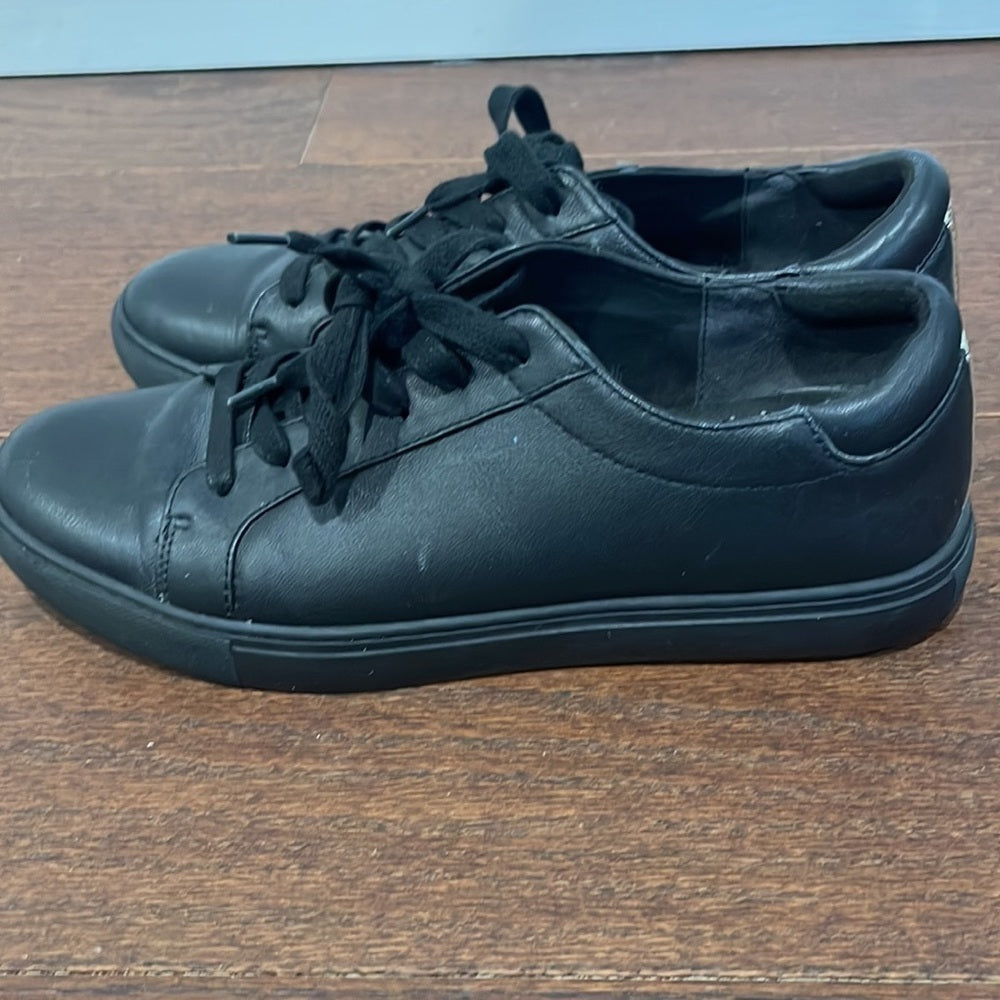 Kenneth Cole Women’s Black Sneakers Size 7.5