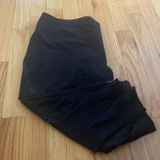 Women’s Avis leggings. Black. Size L