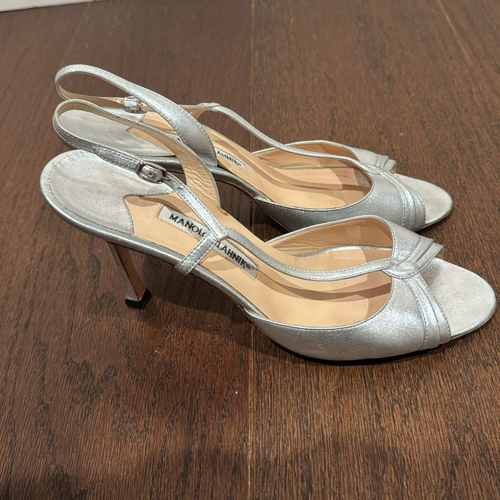 Manolo Blahnik Silver Dress Shoe Heels Size 40.5/10.5
