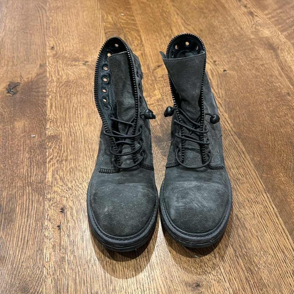The Shoe Box Women’s Chelsea Boots Grey Size 36