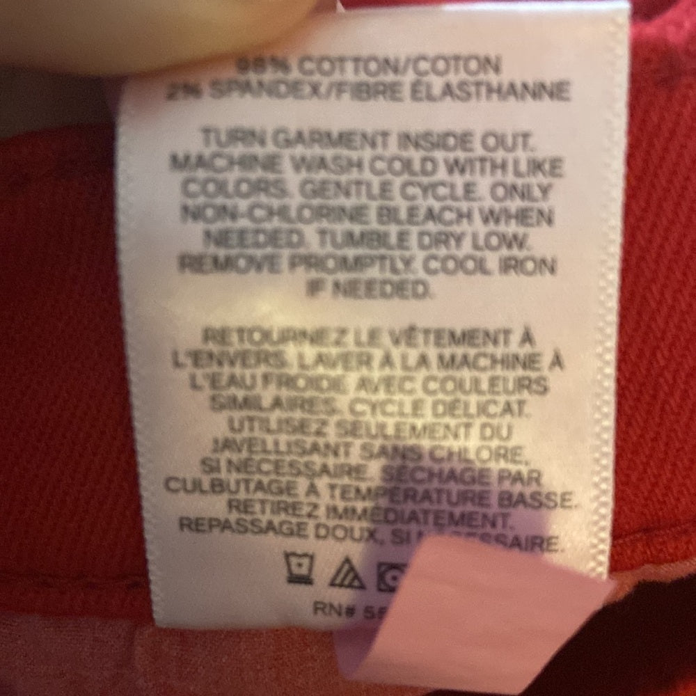 Womens Express jeans. Red. Size 8
