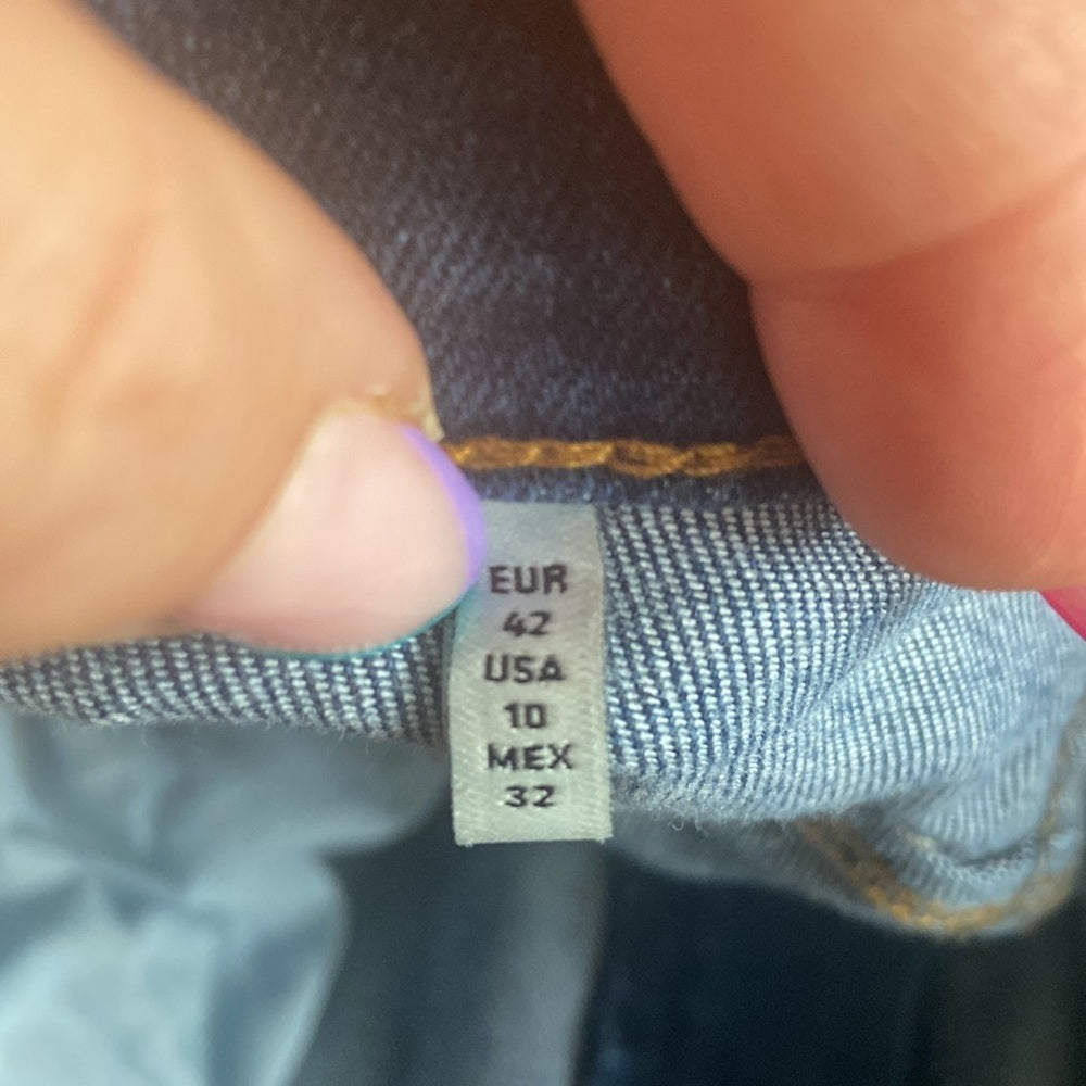 Women’s Zara jeans. Blue. Size 10