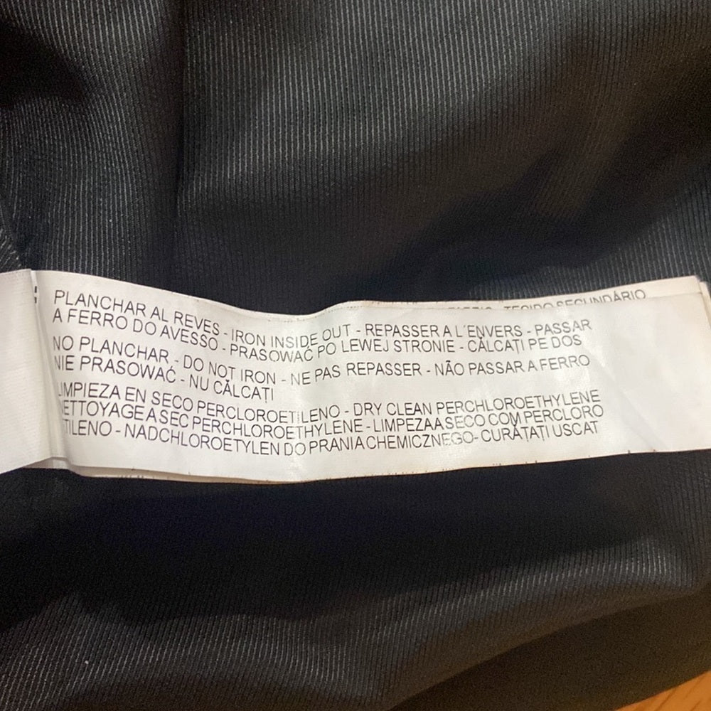 Women’s Zara skirt. Black and white. Size L